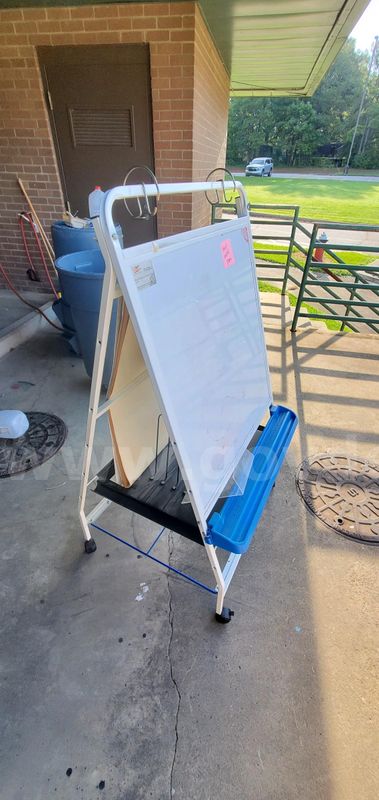 Reading / Writing Easel