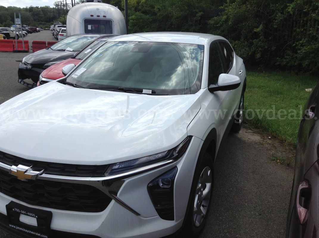 2024 Chevrolet Trax - CLEAR TITLE - NO KEY - MILES UNKNOWN