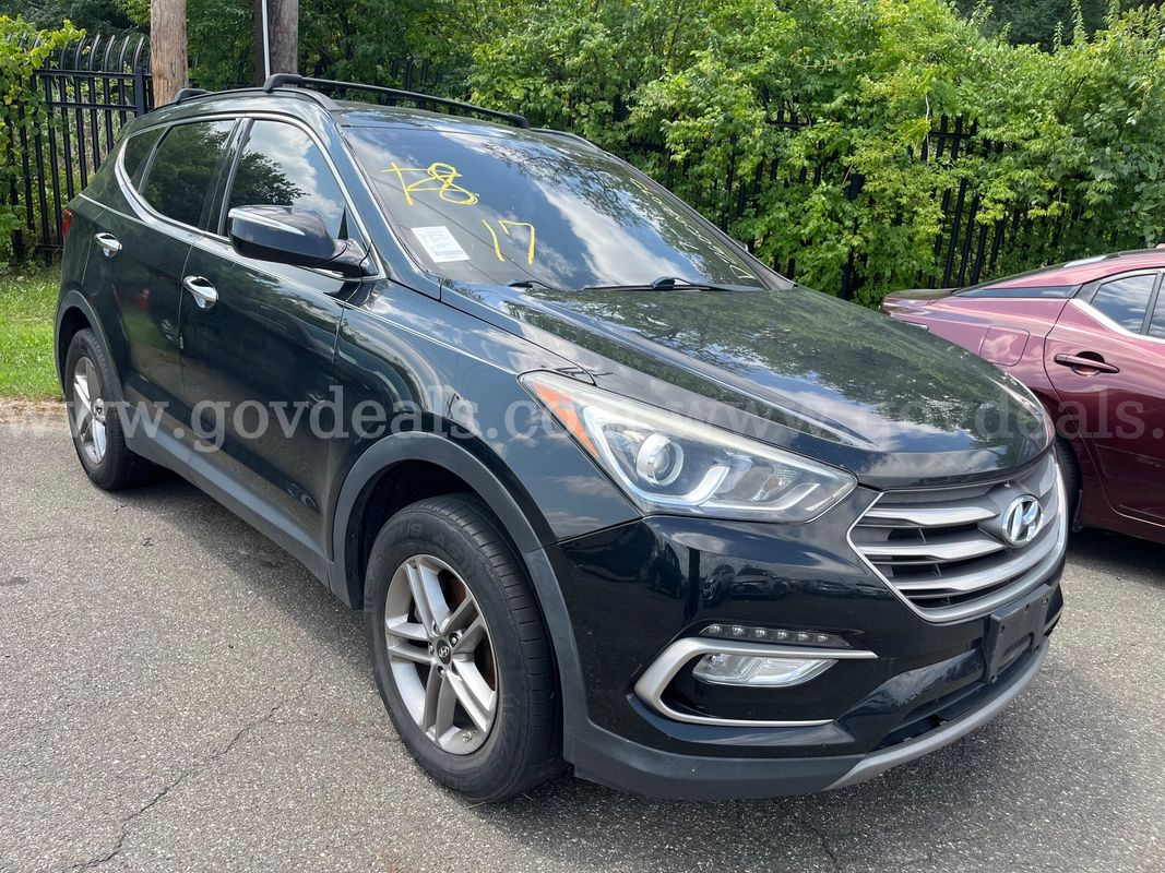2017 Hyundai Santa Fe - CLEAR TITLE - NO KEY - MILES UNKNOWN