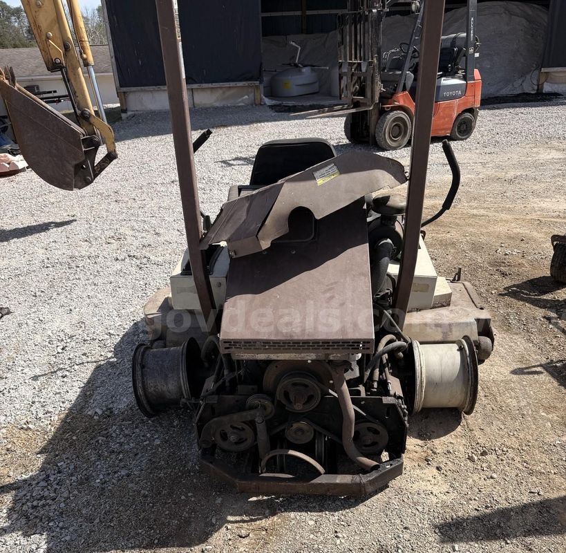 Grasshopper 428D Mower ***FOR PARTS