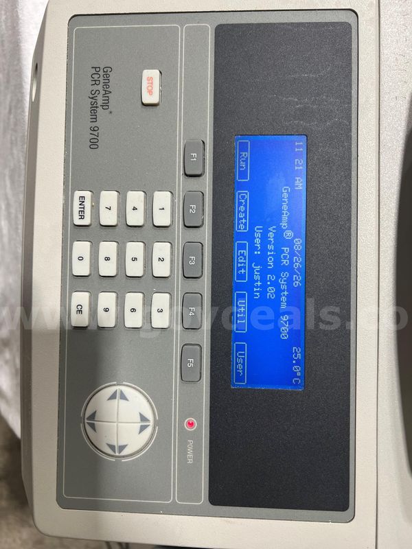 Applied Biosystems GeneAmp PCR System 9700 Thermal Cycler