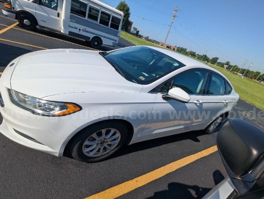 2018 Ford Fusion, 214503 Miles.