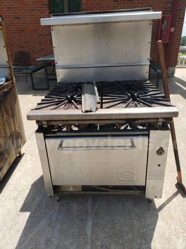 Lot of (1) Montague Natural Gas Oven.