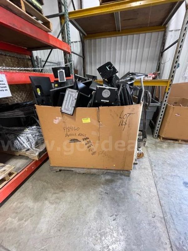 Lot of (241) Dell and HP Brand Monitors.