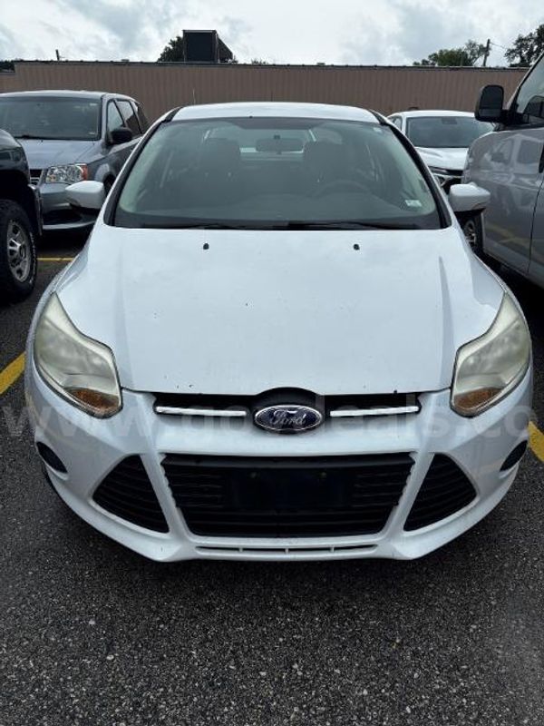 2014 Ford Focus, 98147 Miles.
