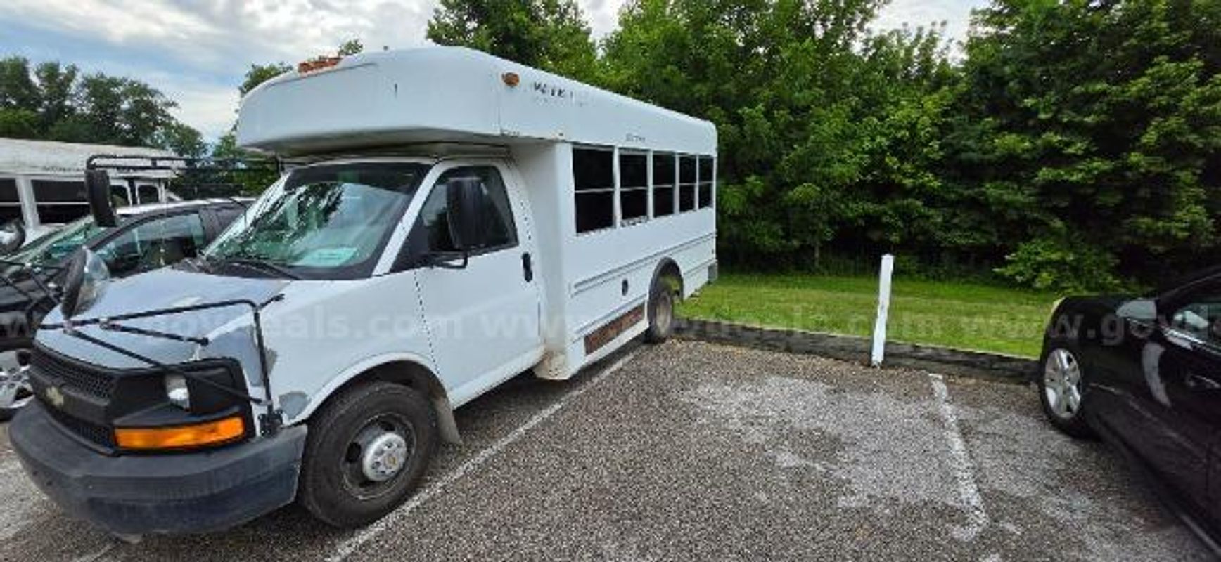 2008 Chevrolet Express Bus, 112394 Miles.