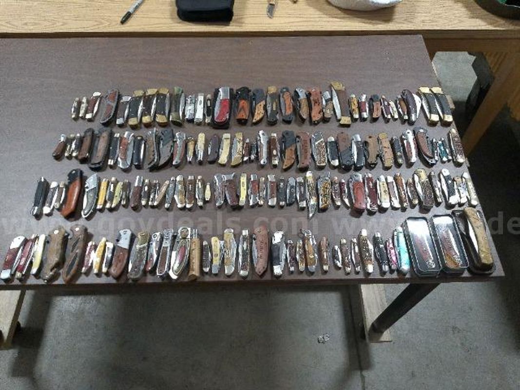 Lot of (141) Wood Handle Knives.