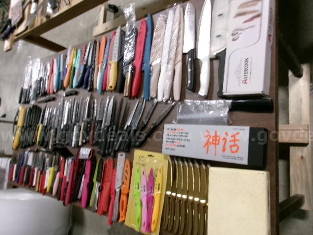 Lot of Sharp Kitchen Knives, 3 Knife Sharpeners, 2 Boxes of Butter Knives.