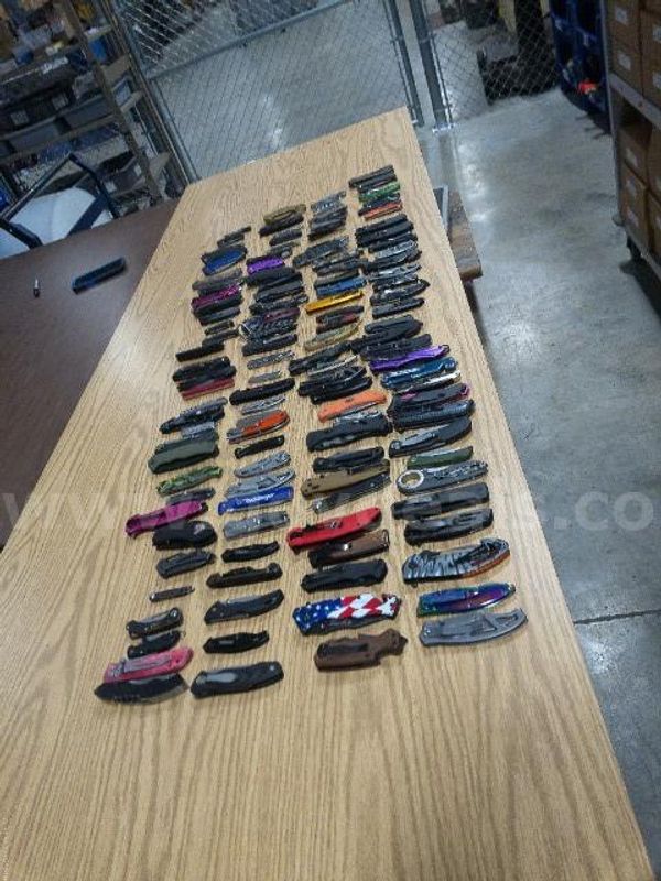 Lot of (122) Various Single Blade Knives.