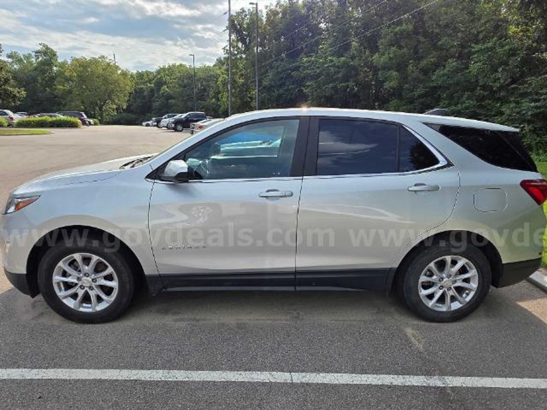 2021 Chevrolet Equinox, 129493 Miles.