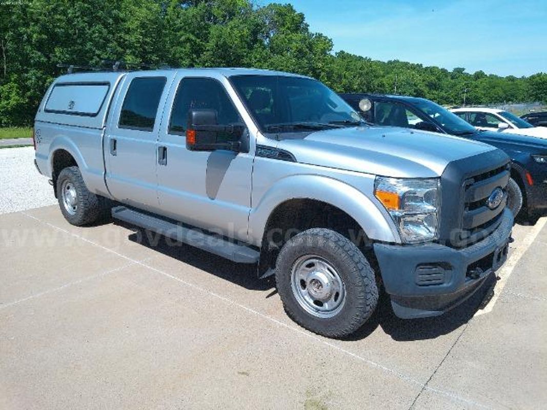 2016 Ford F250 with Camper Shell, 150369 Miles.
