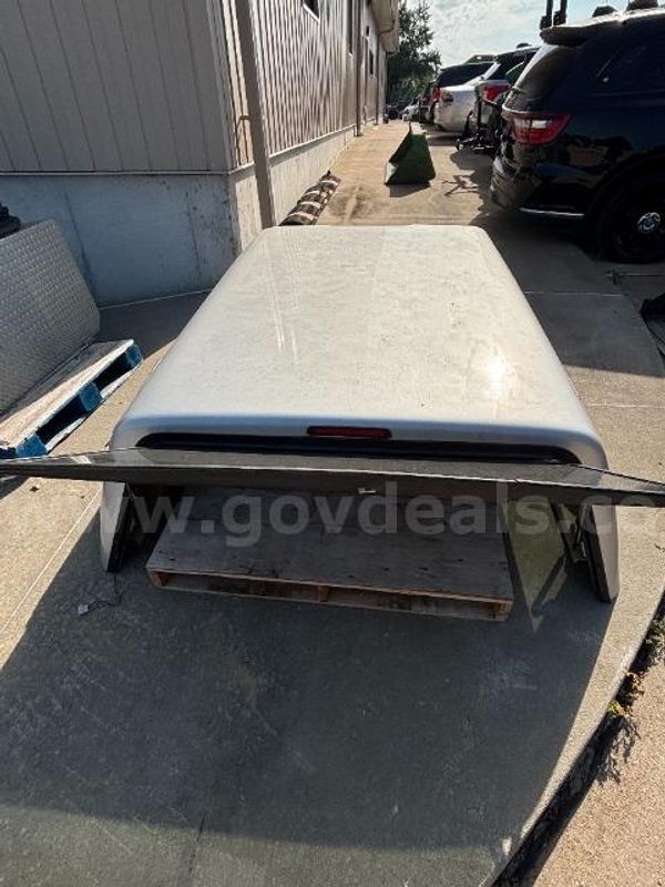 Silver Truck Topper (Fits 2018 Chevy Silverado 2500 - 6.5' Bed)