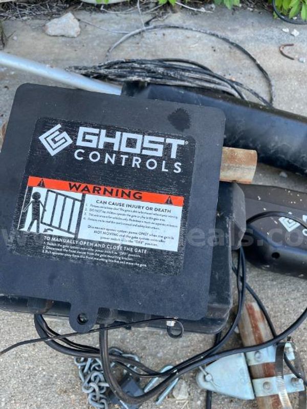 Ghost Controls Solar Automatic Gate Opener System