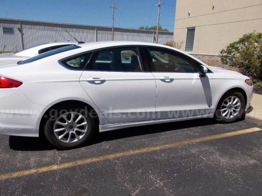 Vehicle, Sedan. Ford Fusion