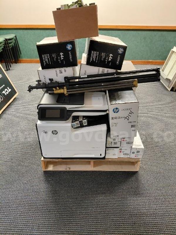 Printer, toner, and 2 tripods