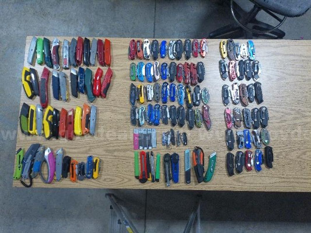 Lot of ~ 100 box knives