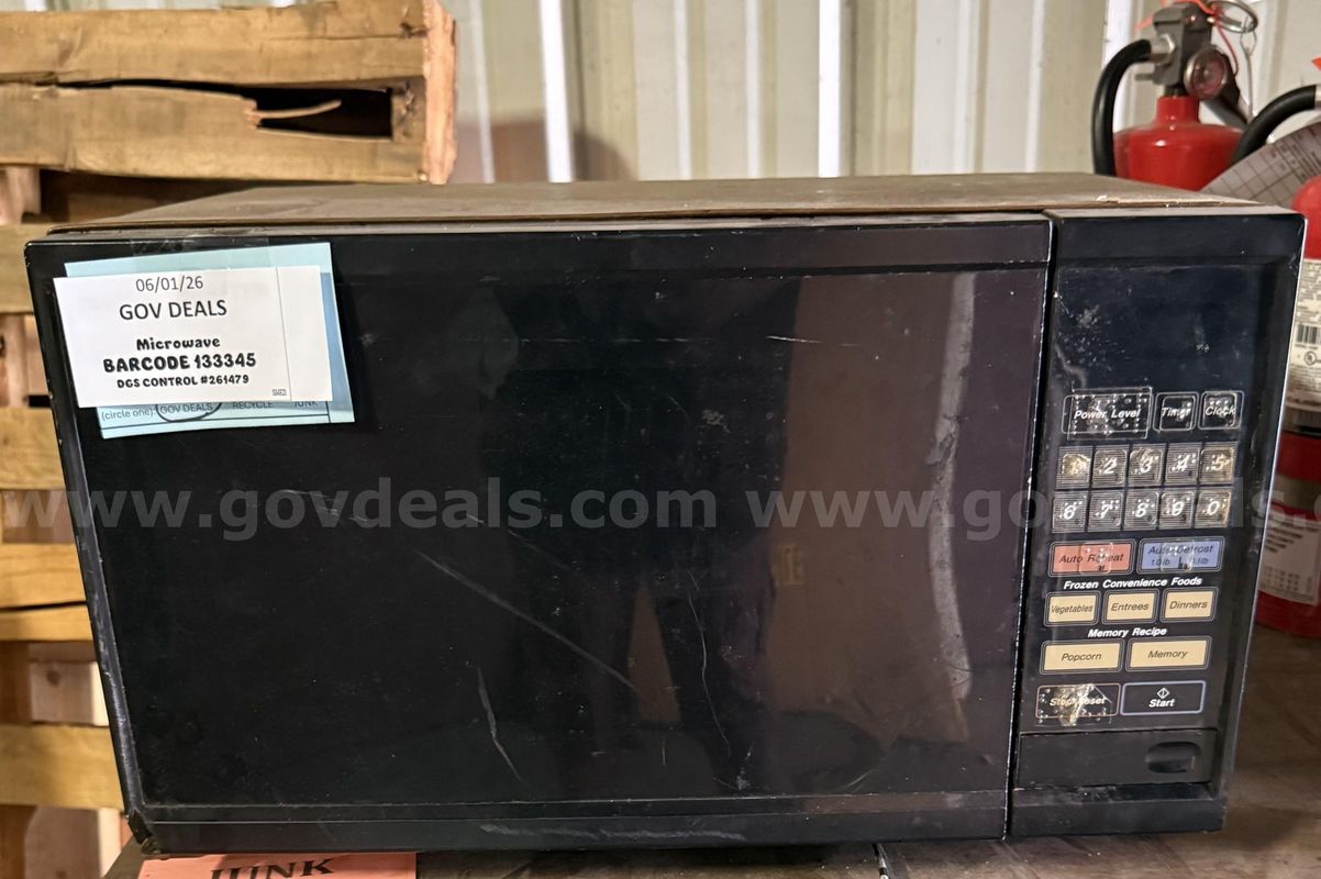 Microwave (unknown brand or model number)