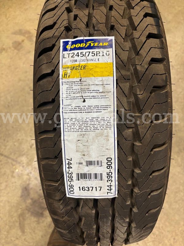 GOODYEAR WRANGLER HT TIRE (1)