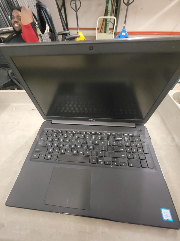 LOT OF 25 LAPTOPS