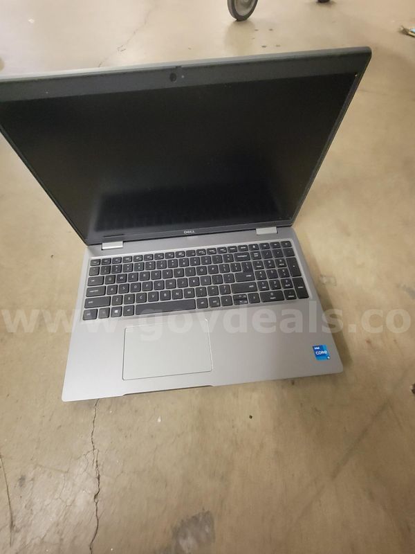LOT OF 24 LAPTOPS