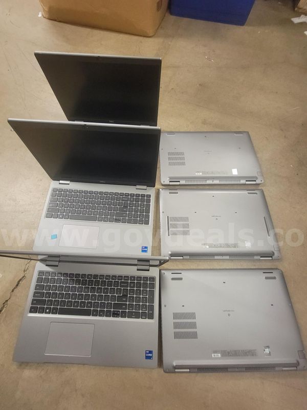 LOT OF 25 LAPTOPS