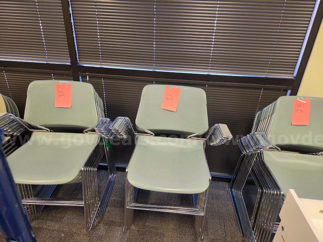25 Stack Chairs