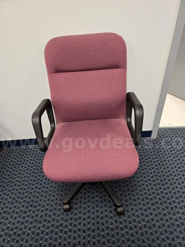 1 Chair: 1 Purple Office Chair