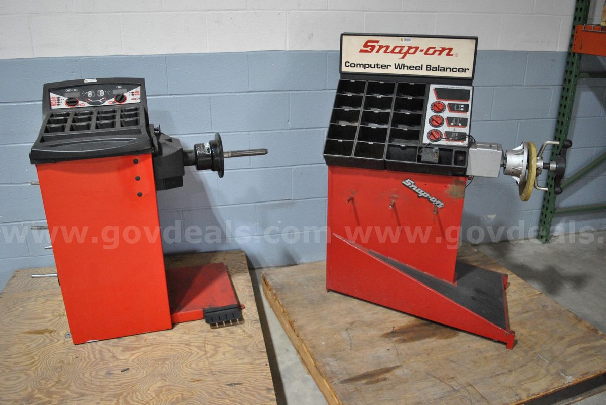 Snap-On Wheel Balancers (2 items)