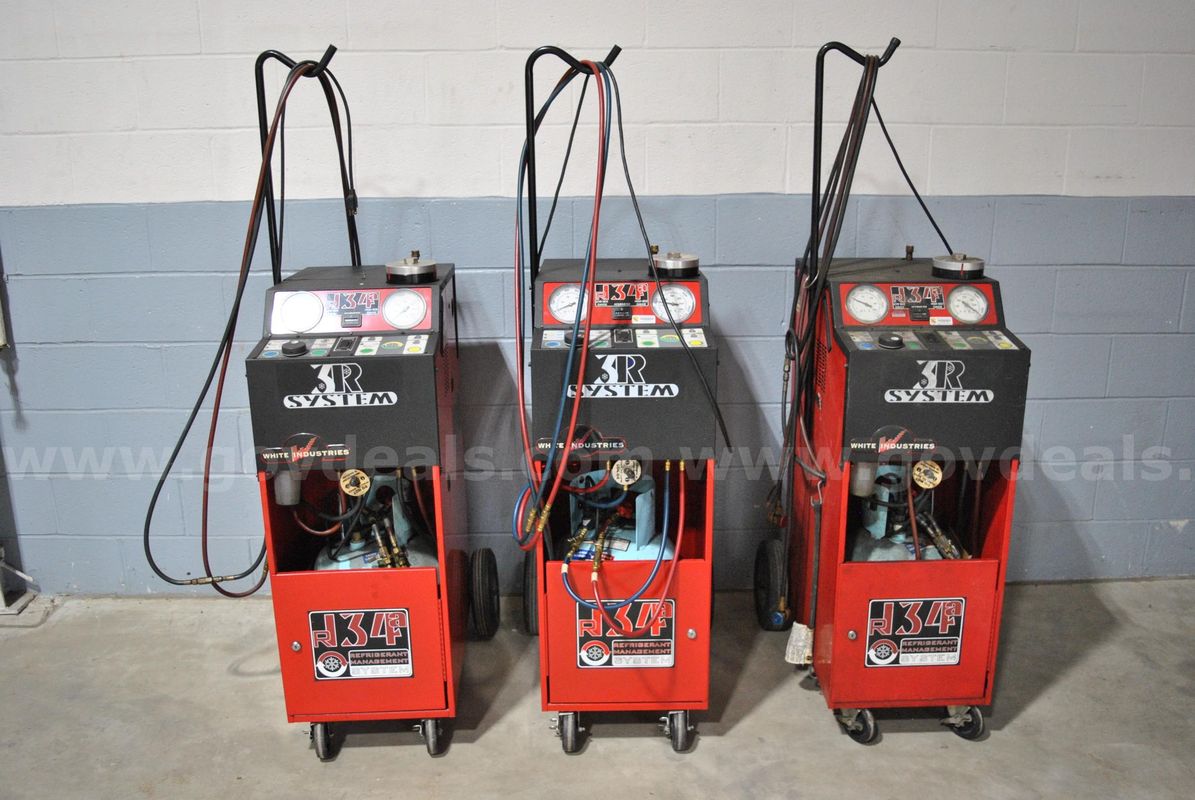 White Industries R134a Refrigerant Recovery Machine (3 items)
