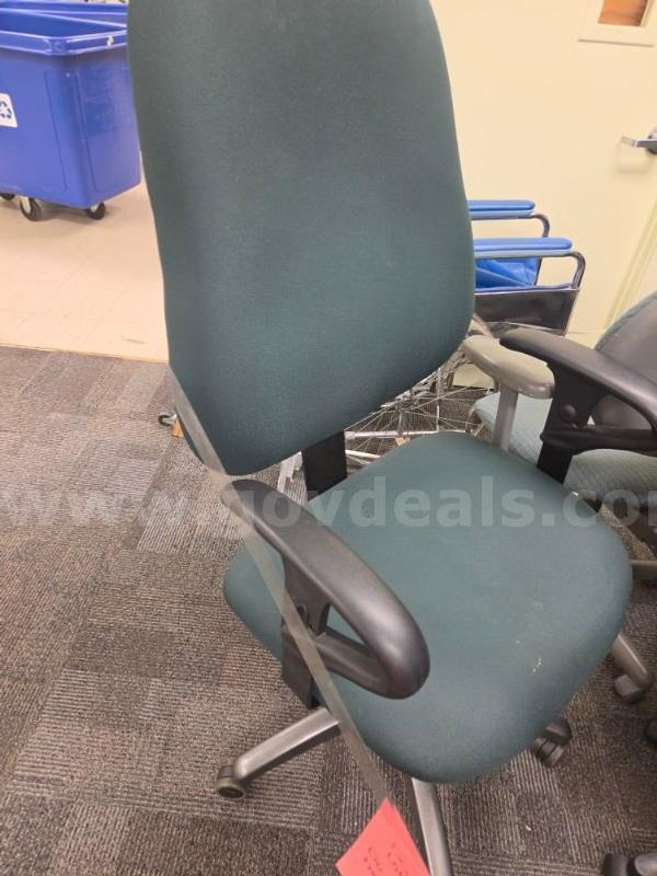 21 Chairs