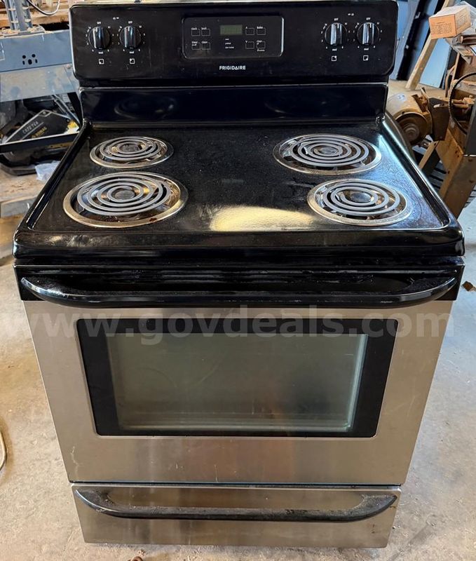 (1) 4 Burner Stove/Range, S/No VF51313002, Model No. FFEF3014LSM