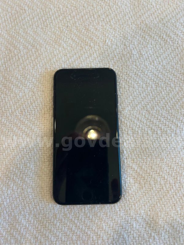 iPhone (1)