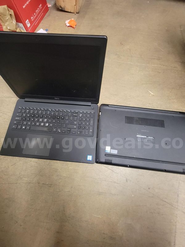 LOT OF 25 LAPTOPS