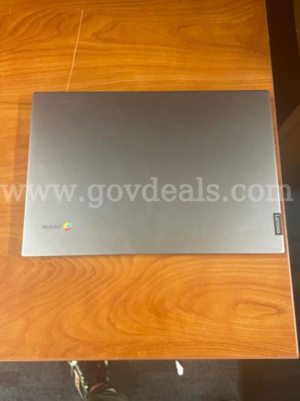 27 CHROMEBOOKS WITH CHARGING STATION