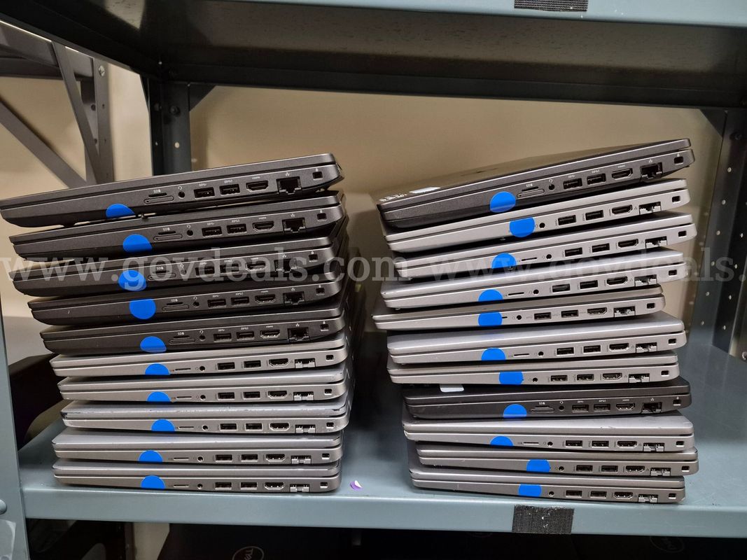 Lot of 21 Laptops (seller ref: blue tag)