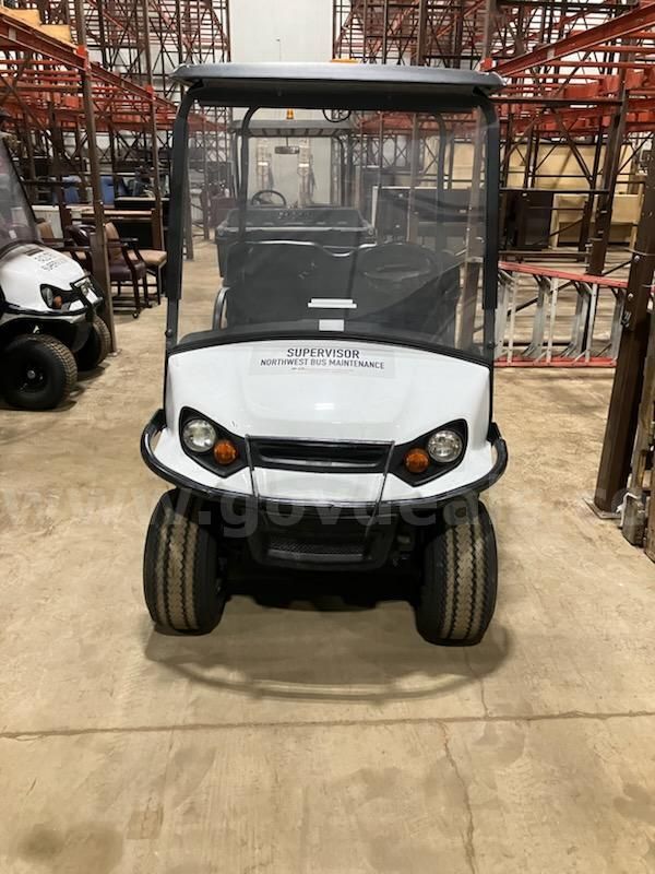 (1) Golf Cart - Cushman Elite - white