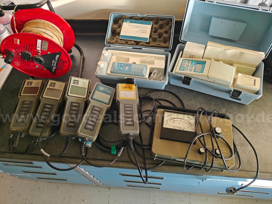 Lot of PH Meters and Liquid Testers (9) Items