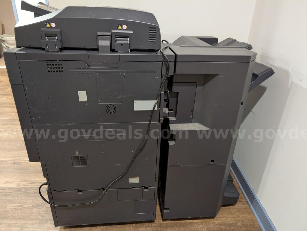 Kyocera TASKALFA 4551CI Copier (For Parts)