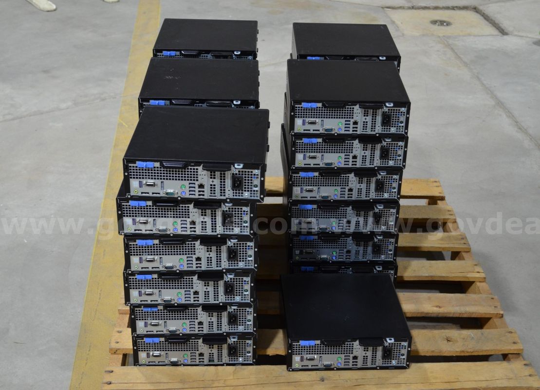 Dell OptiPlex 7080 Desktop Computers (31 items)