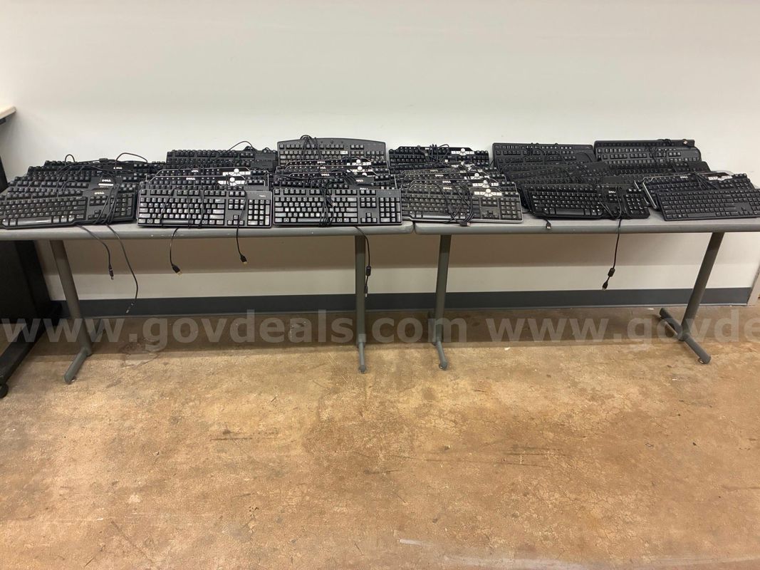 Dell Keyboards (49) & Dell Mice (49)