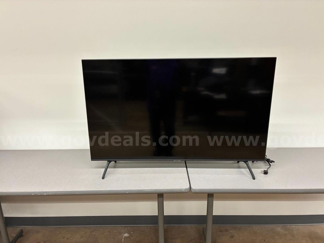 (1) Smart TV