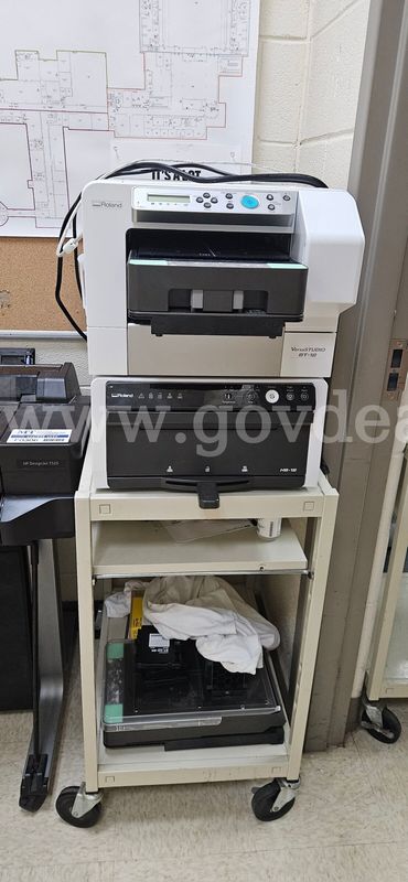 Roland Versa STUDIO BT-12 Direct-to-Garment Printer