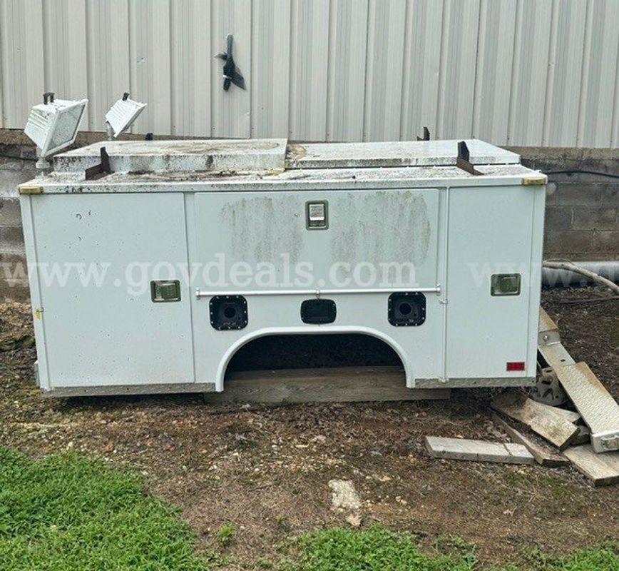 8 Foot Utility Bed