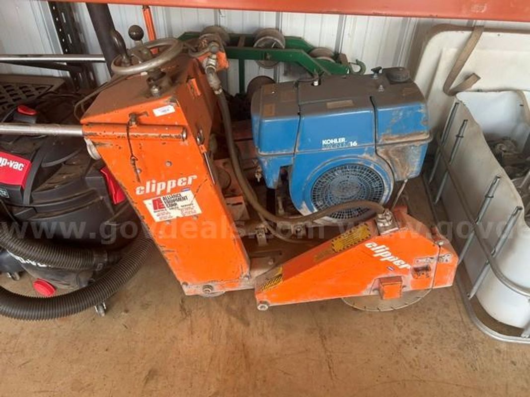 Concrete/Asphalt Saw, Self Propelled Walk Behind
