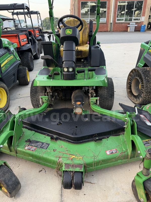 2021 John Deere 1570