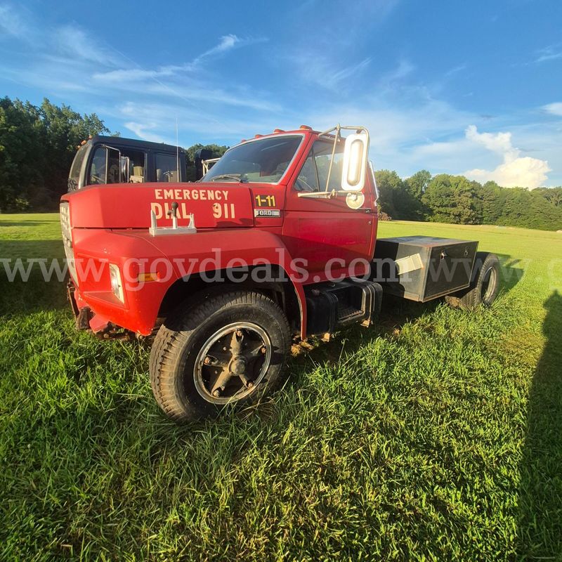 1983 Ford F7000