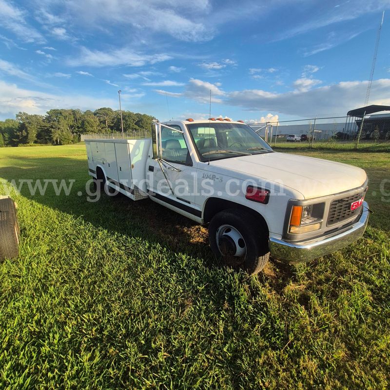 2000 GMC 3500 4x2 SIERRA V8