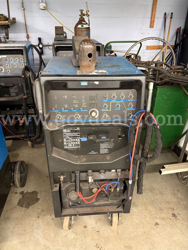 Miller Syncrowave 250 DX TIG Welder