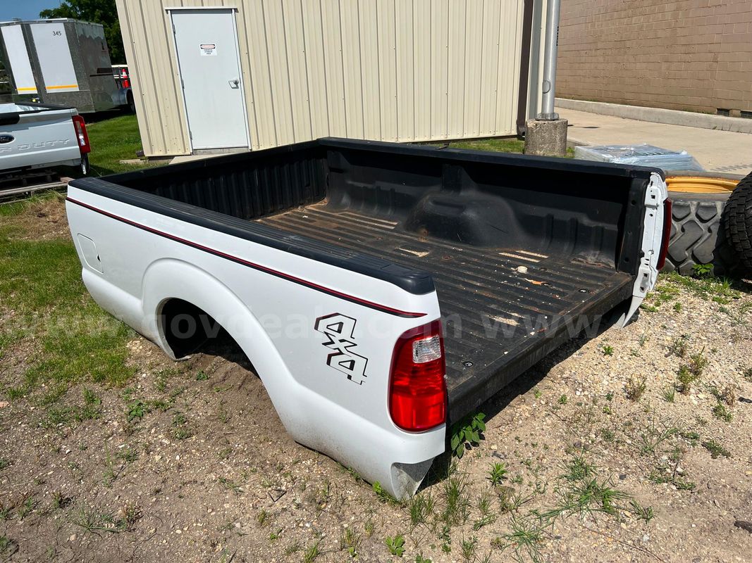 8 ft Ford Truck bed