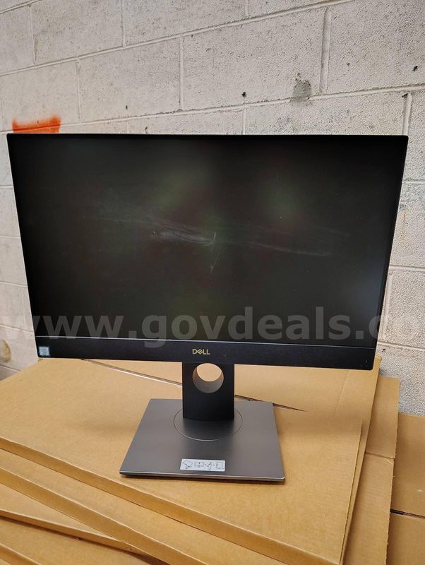Lot of 41 Used Dell Latitude Optiplex 7460 and 1 Optiplex 7410 All-in-One Computers